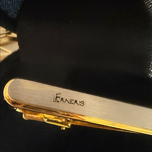 Gold and Silver Tie Clip - Picture 2 of 8